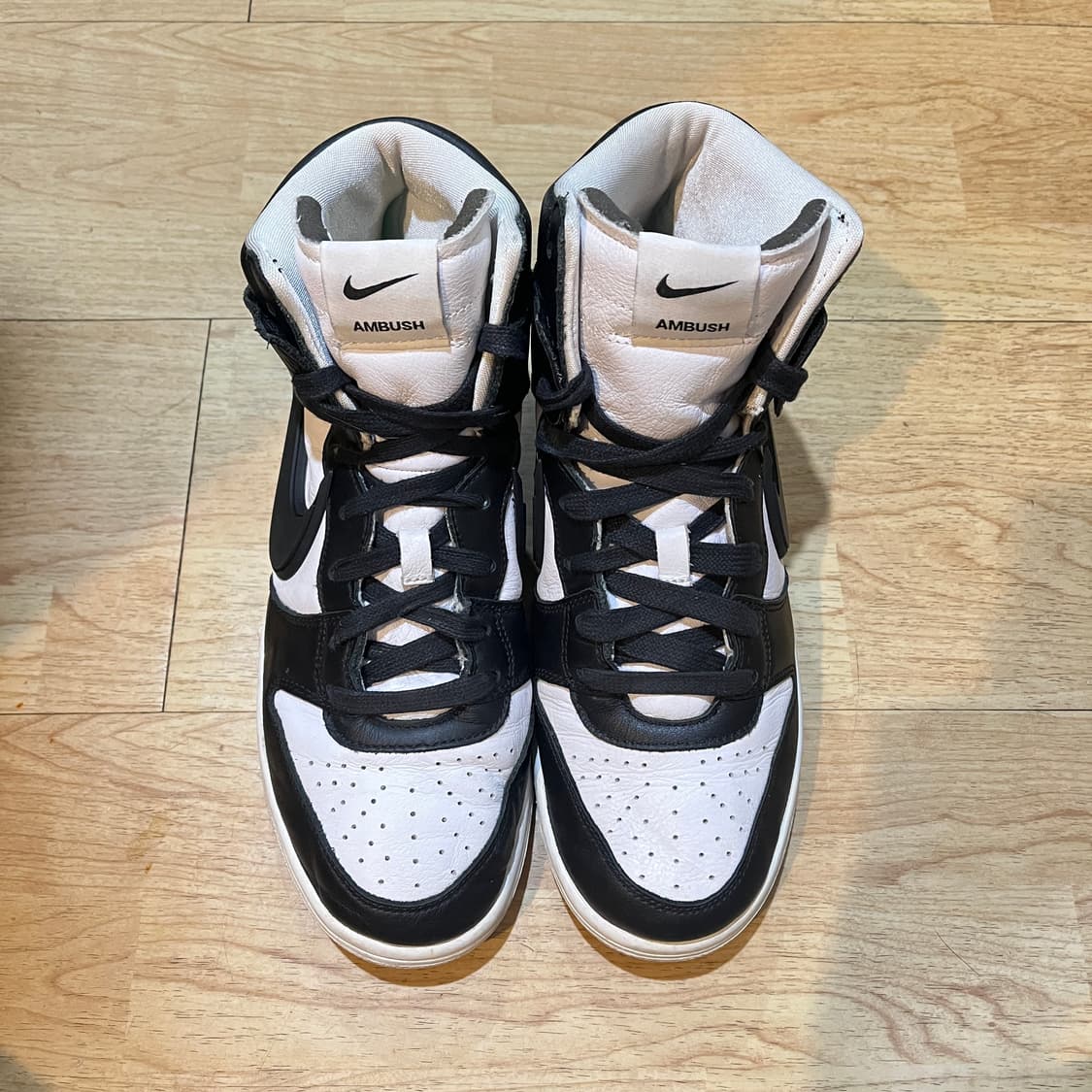 나이키 X 엠부쉬 덩크 하이 검/흰 260mm 상품이미지1