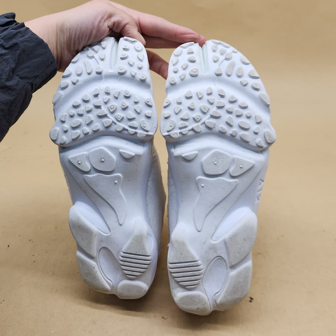 나이키 에어 리프트 브리드 샌들250 상품이미지3