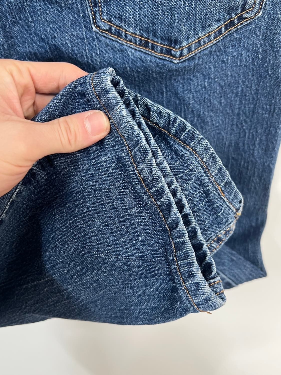 리바이스 502 레귤러 테이퍼드 진청 데님 팬츠 상품이미지3