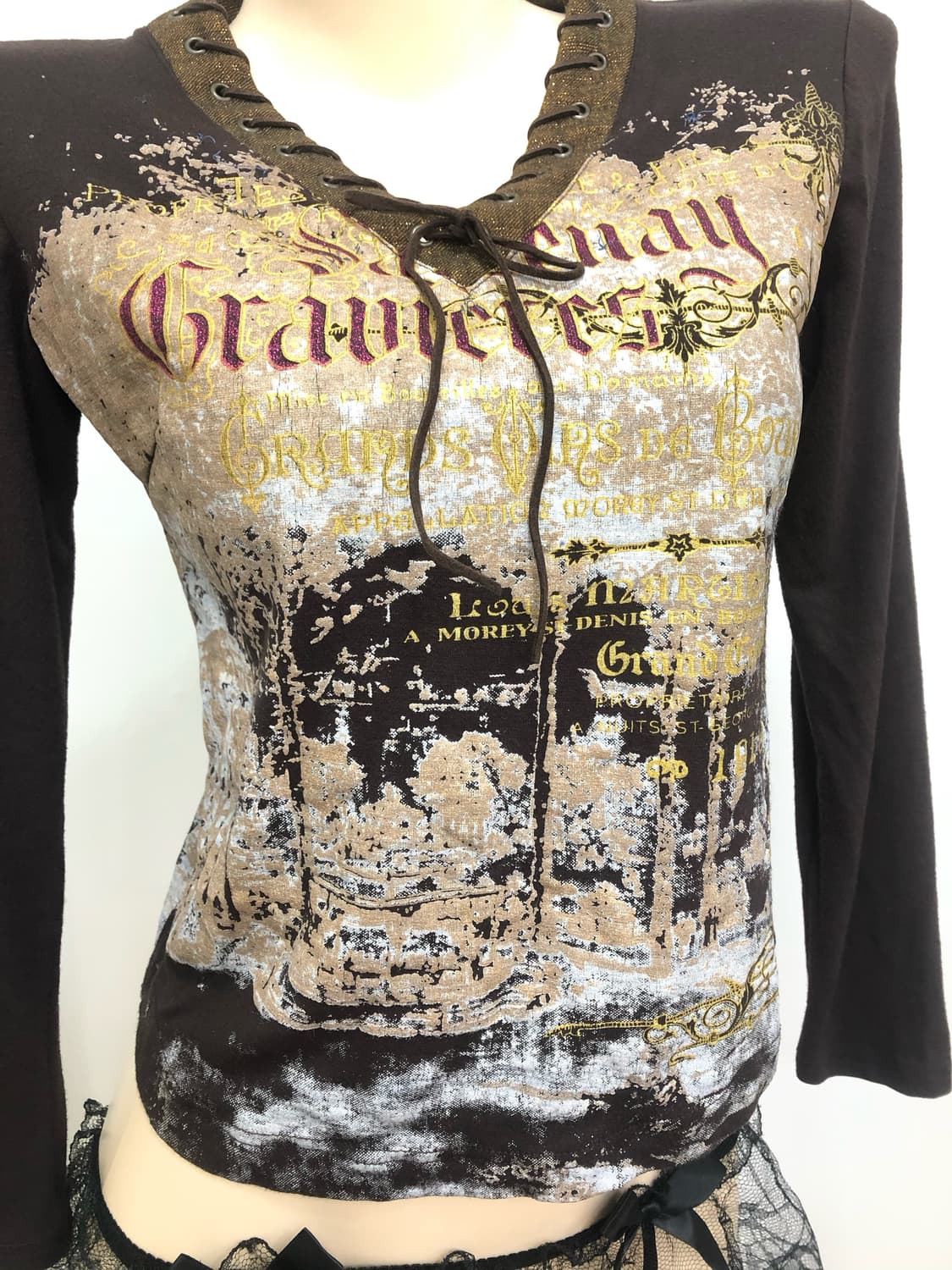 brown grunge graphic long sleeve 상품이미지3