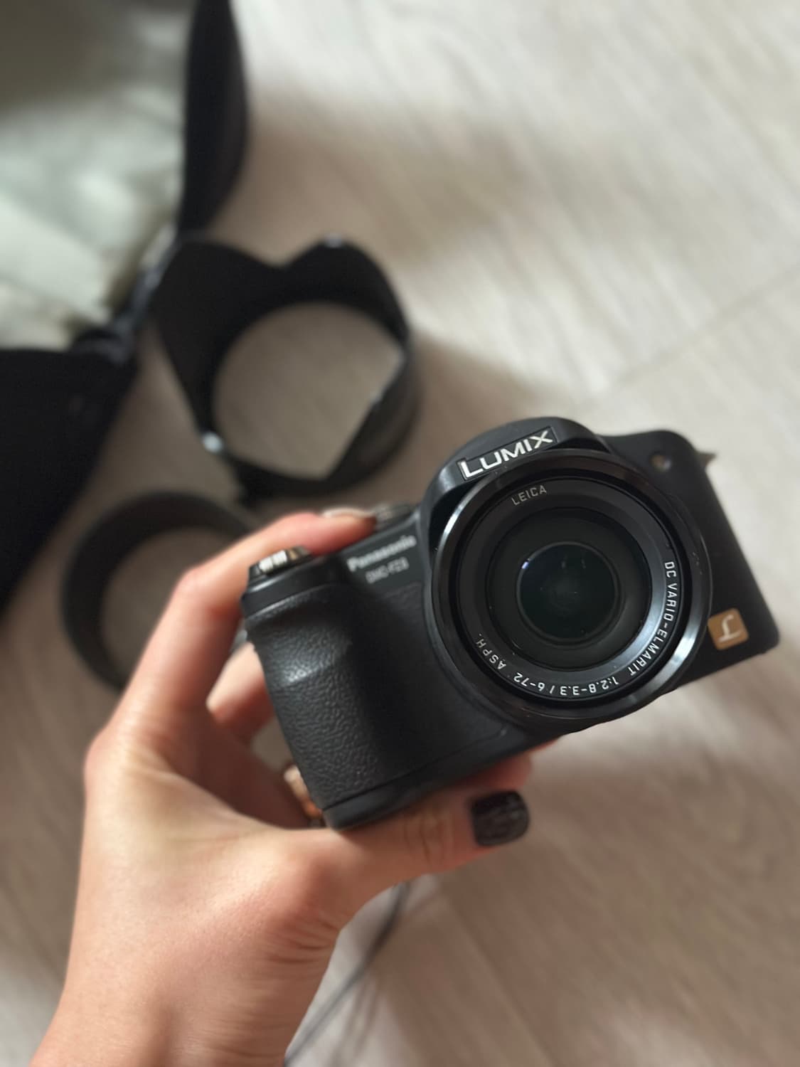 파나소닉 루믹스 DMC-FZ8 카메라 상품이미지1