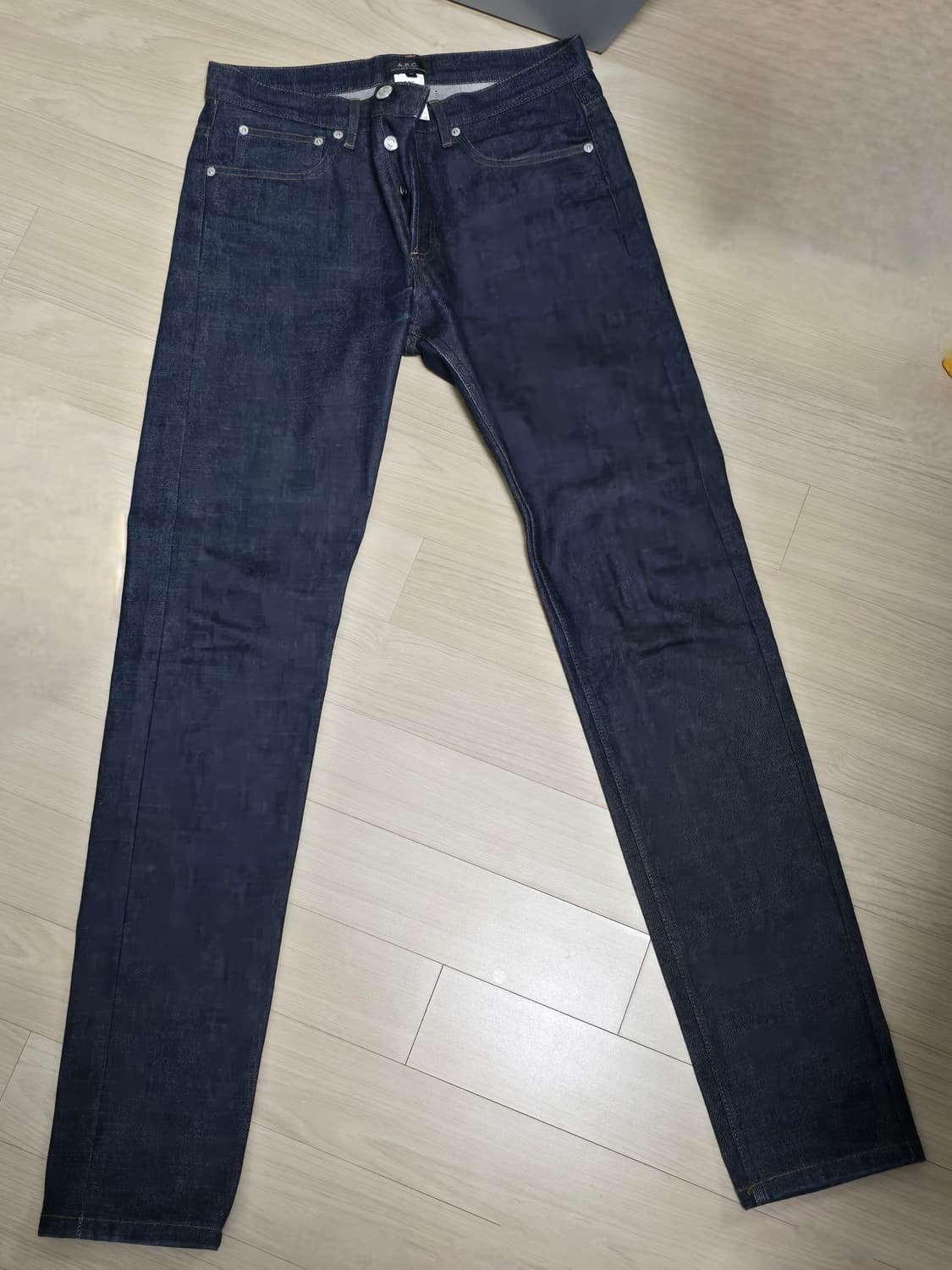 A.P.C. 쁘띠뉴스탠다드 30사이즈 상품이미지1