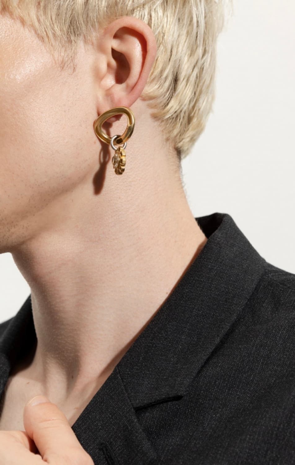 마르지엘라 플라워 펜던트 이어링 상품이미지5