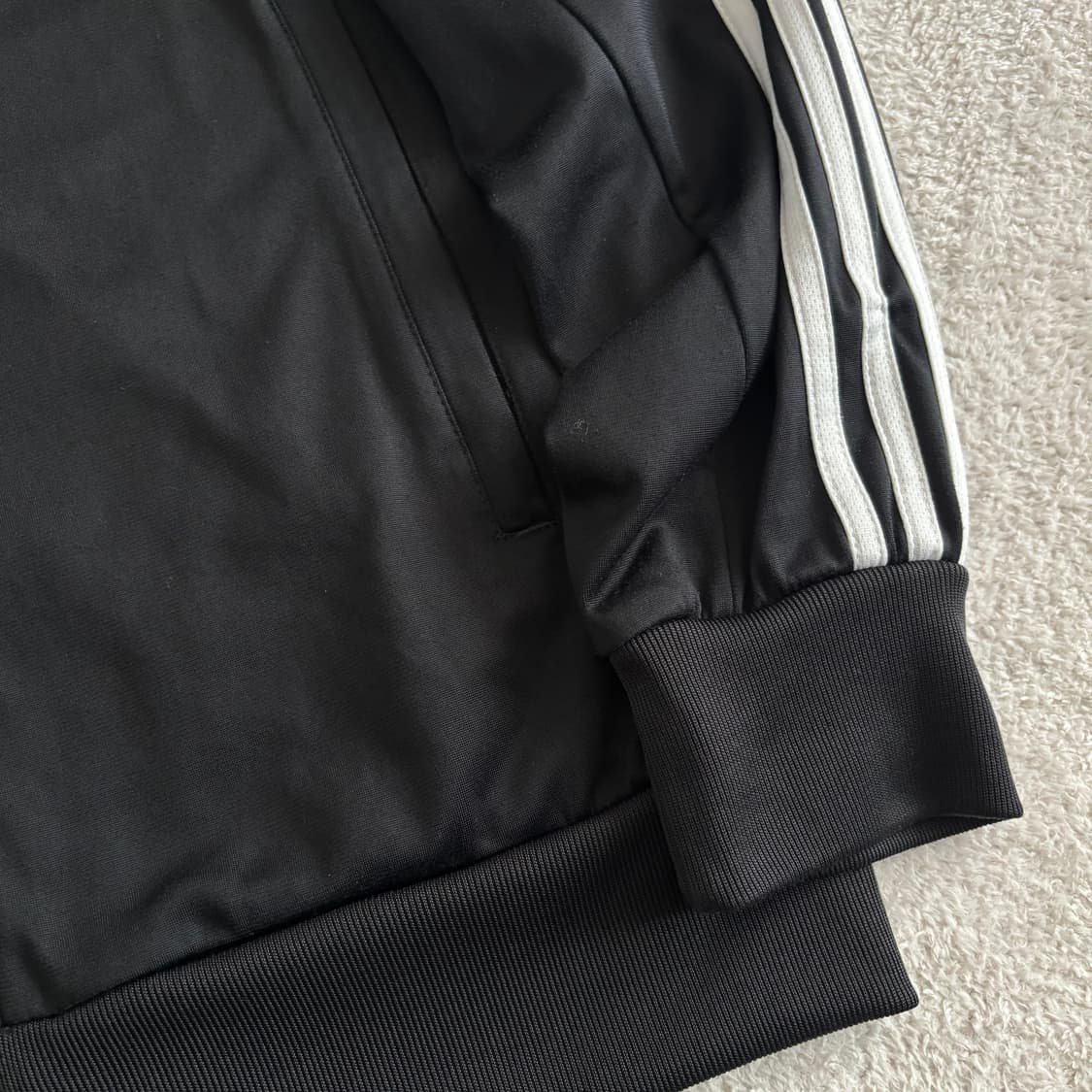 아디다스 블랙 스몰로고 져지 상품이미지4