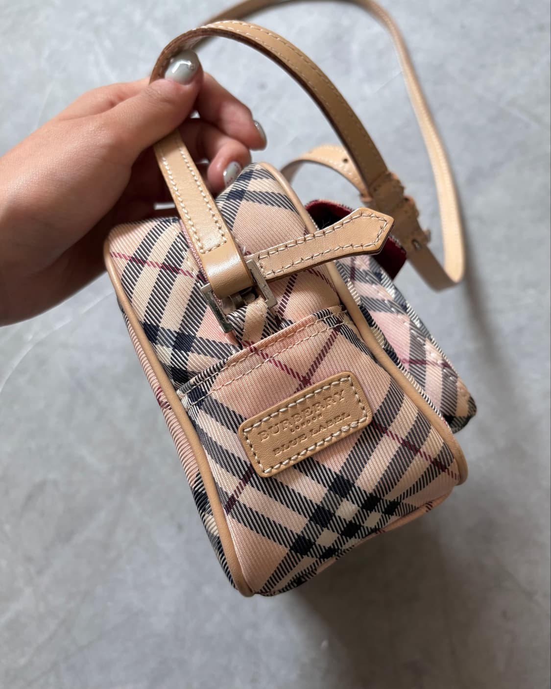 Burberry 버버리 블루라벨 핑크 노바체크 크로스백 상품이미지8