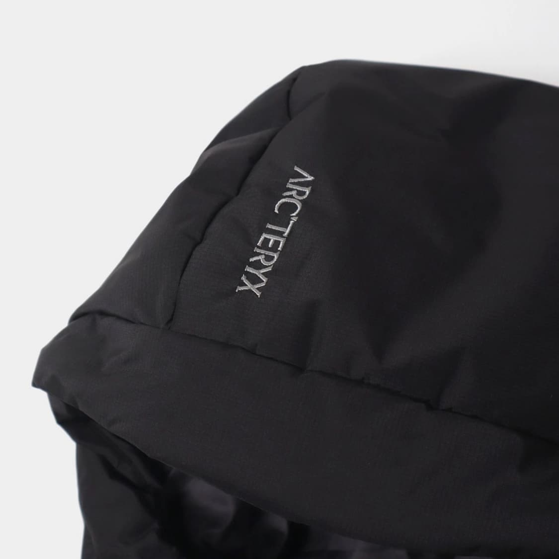 아크테릭스 패딩 상품이미지2