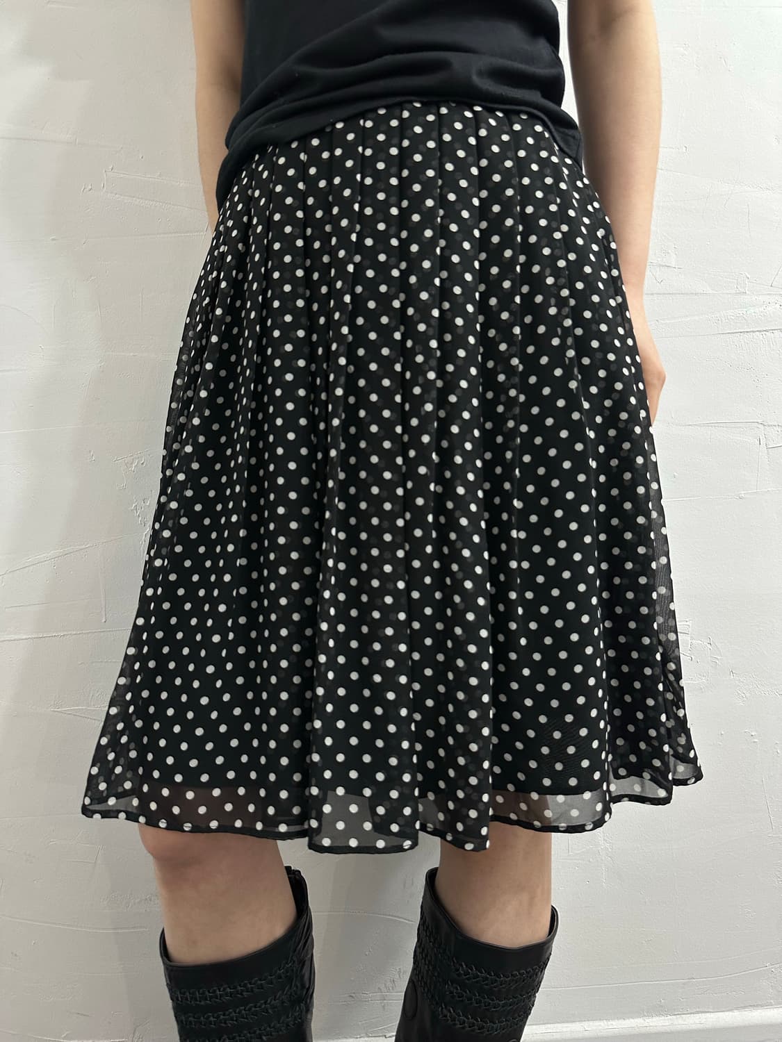 uniqlo dot pleats skirt 상품이미지1