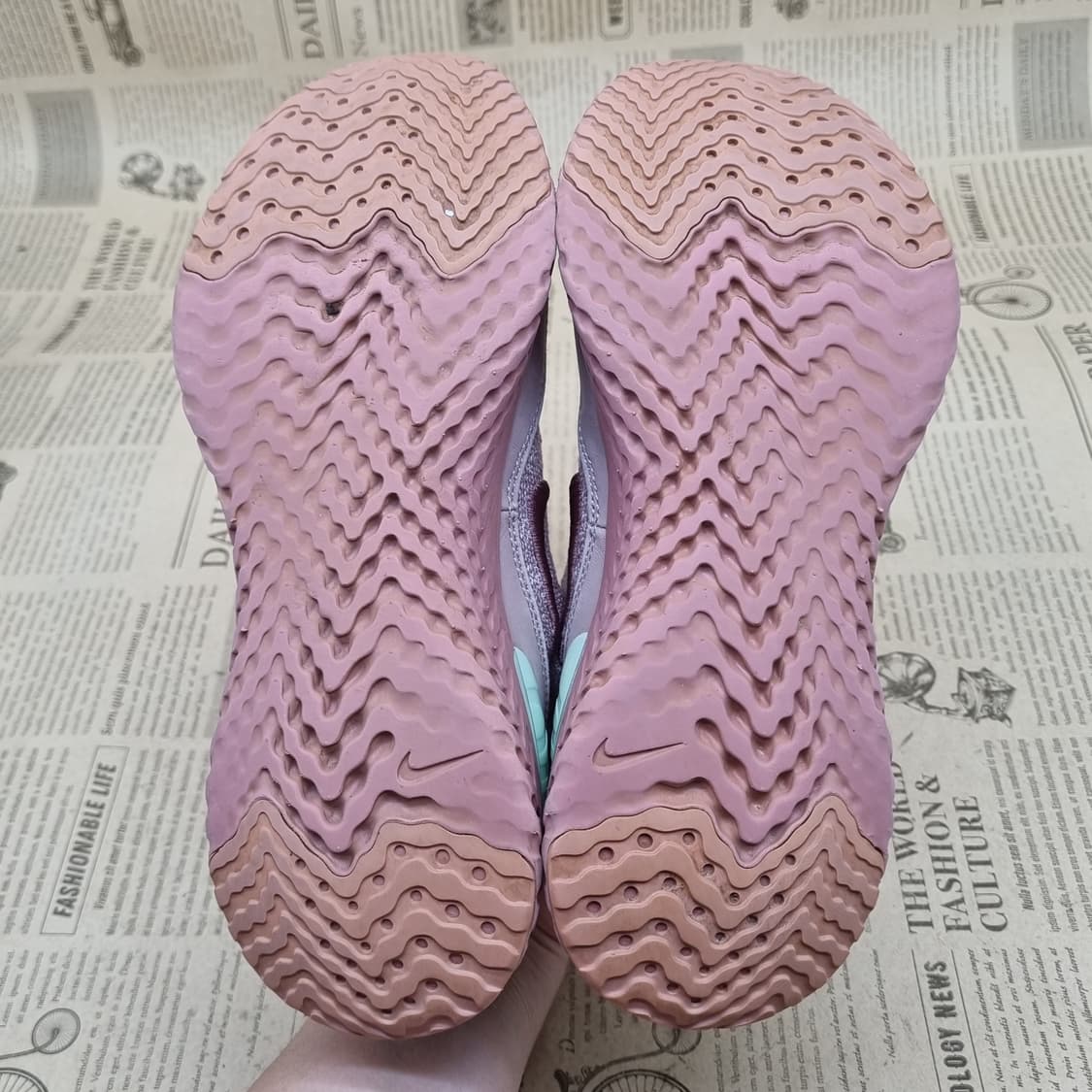 나이키 라이즈 리액트 플라이니트235 상품이미지3