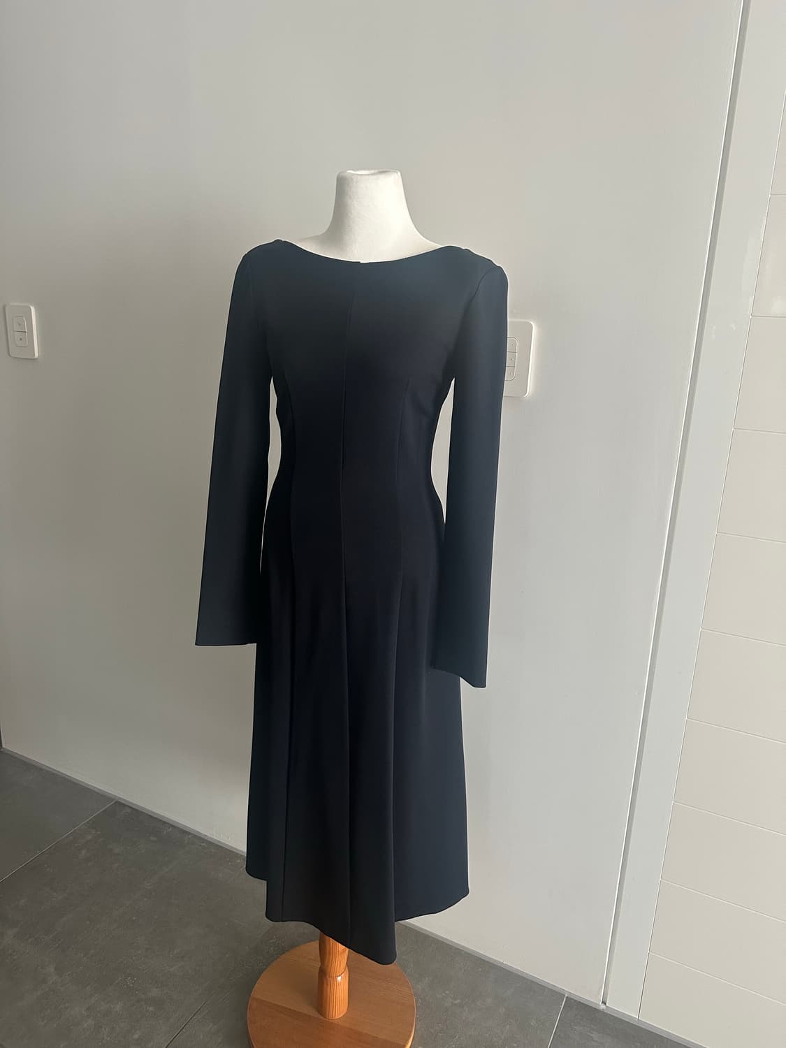 질샌더 오픈백 미디 원피스 상품이미지2