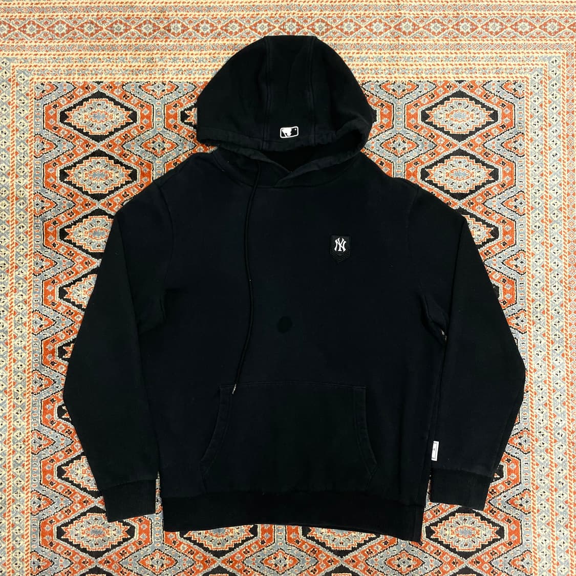 MLB 자수 로고 블랙 기모 후드티셔츠 남성105 상품이미지1