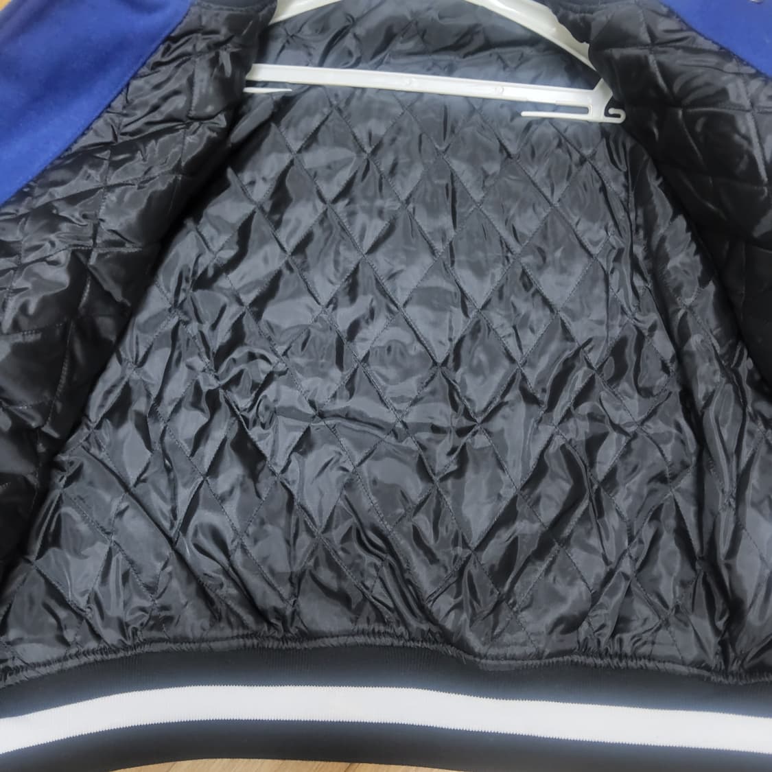 새상품 파리생제르망 스타디움 자켓 바시티 숏 상품이미지10