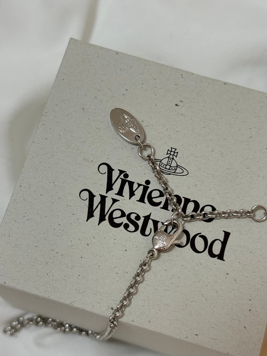 비비안웨스트우드 미니바스 릴리프 실버 새상품급 컨디션 상품이미지6