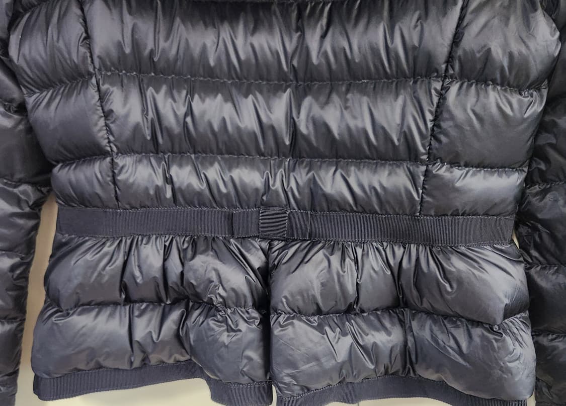 몽클레어 키즈 구스패딩 12Y 상품이미지3