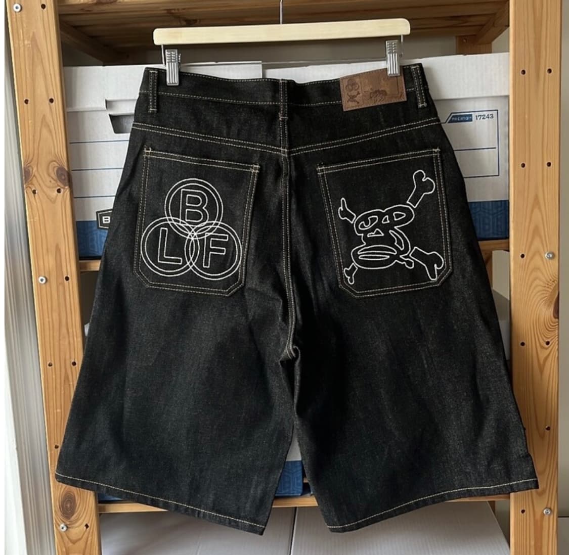 보이롱페이스 BLF denim shorts 상품이미지1