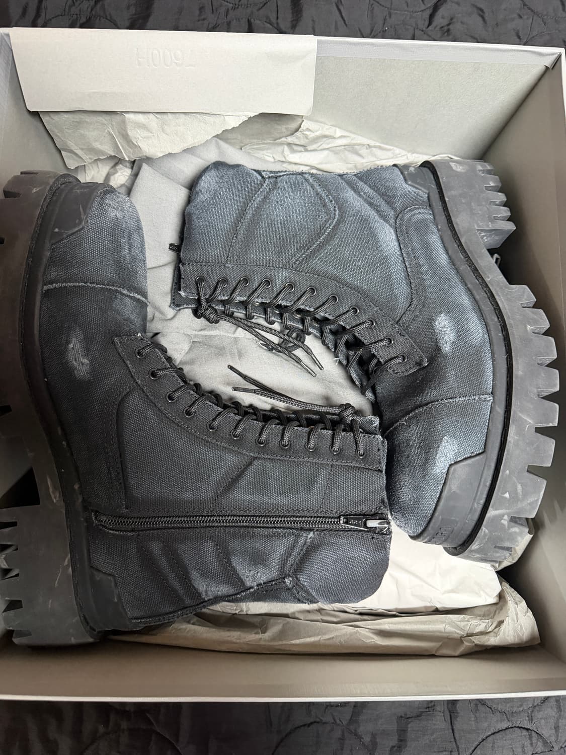 발렌시아가 컴뱃 스트라이크 E40 상품이미지1