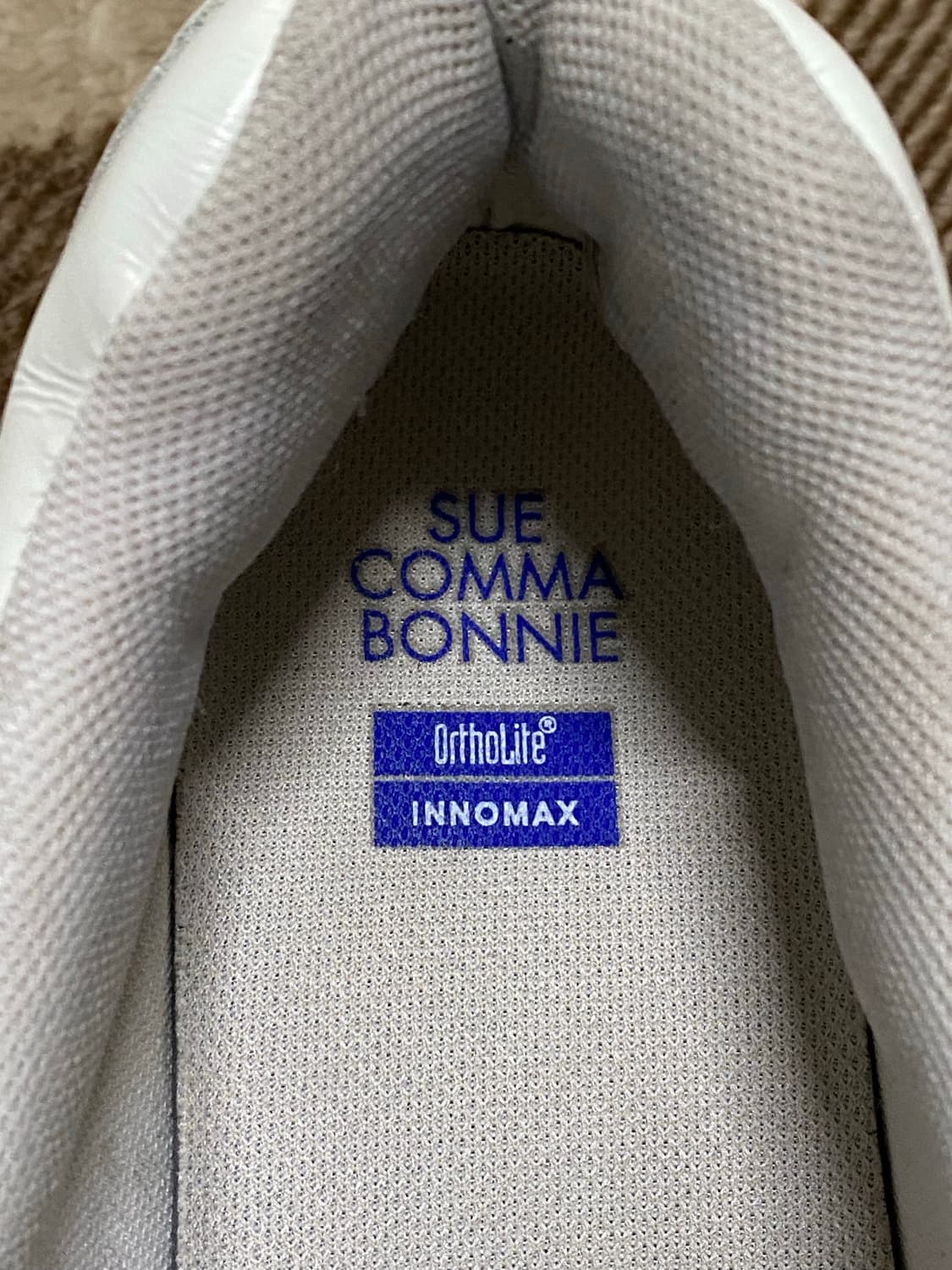 슈콤마보니 여성 스니커즈 운동화 245 (29.8만원) 상품이미지5