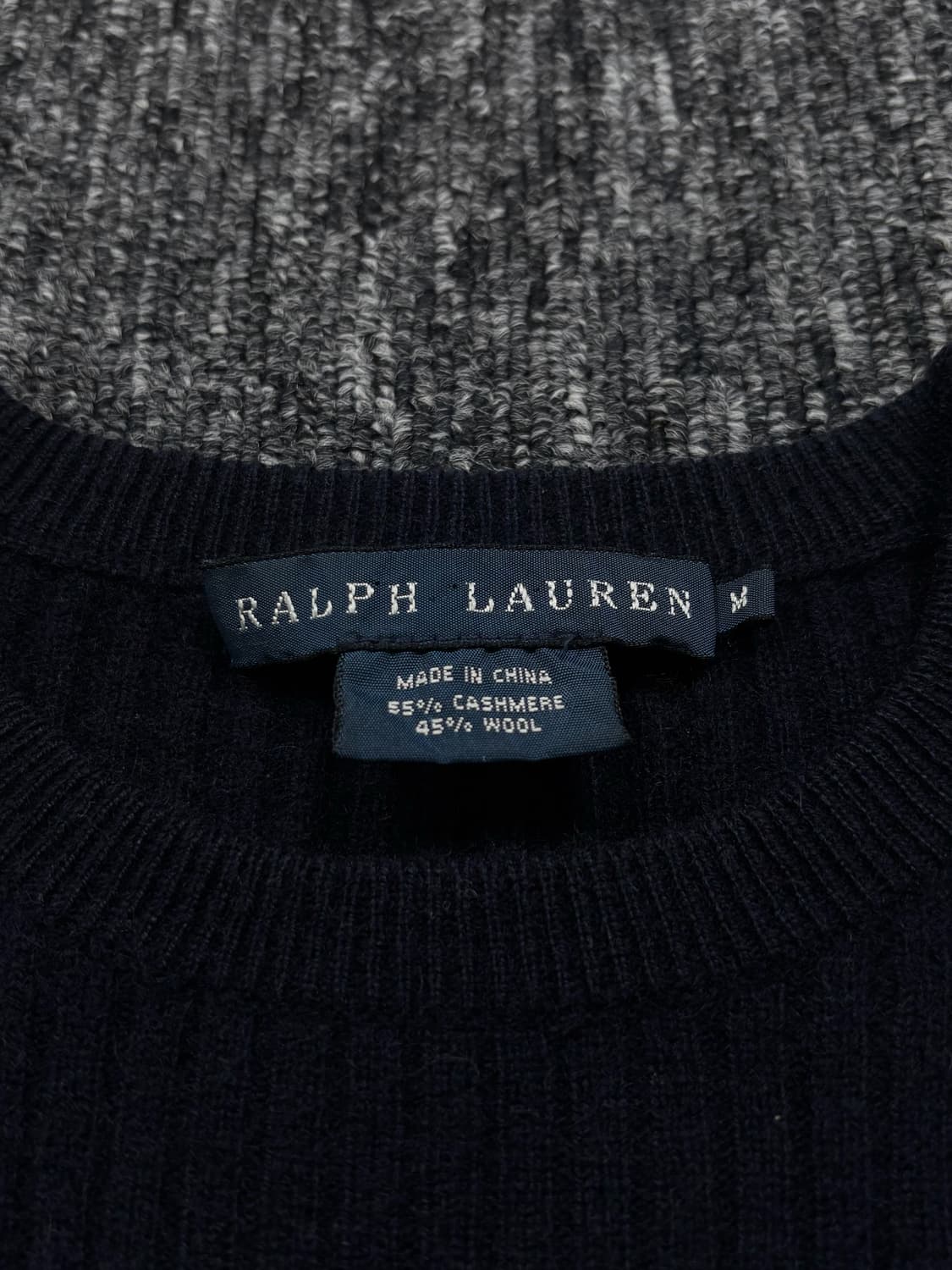 폴로 네이비 엘보우 숄더 패치 니트 상품이미지5