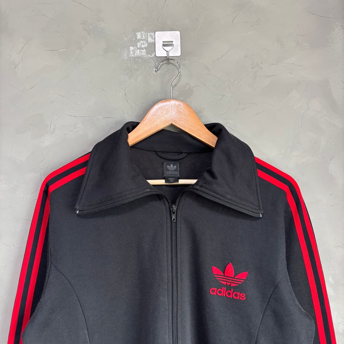 아디다스 빅로고 유로파 져지 트랙탑 검빨 상품이미지2