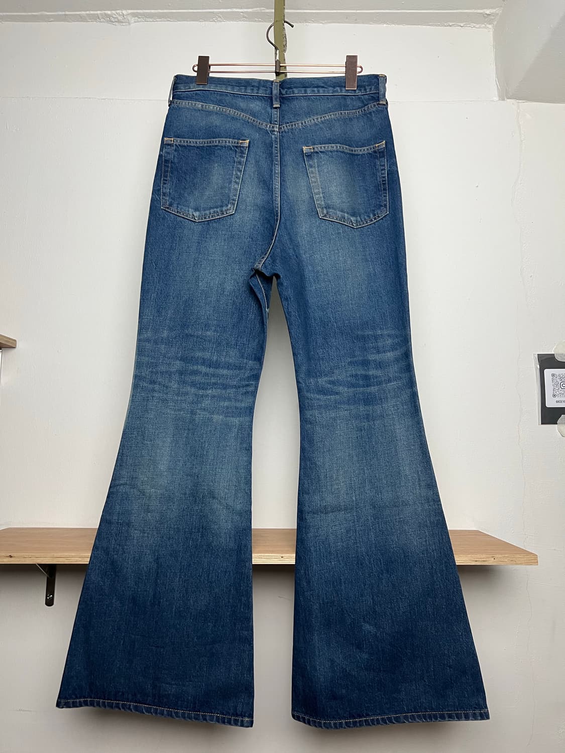 준야와타나베 맨 25SS 밥말리 프린팅 플레어 데님 인디고 상품이미지3