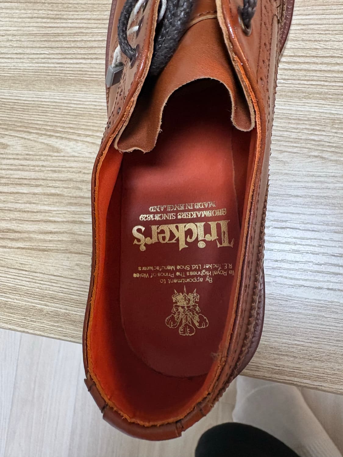 새상품 트리커즈 버튼 여성 6.5uk 마룬 상품이미지7