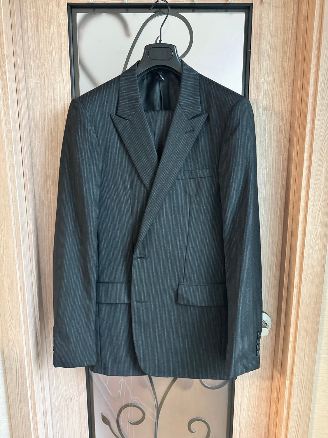 디올옴므 FW06컬렉션 스트라이프 수트 셋업 에디슬리먼 상품이미지1