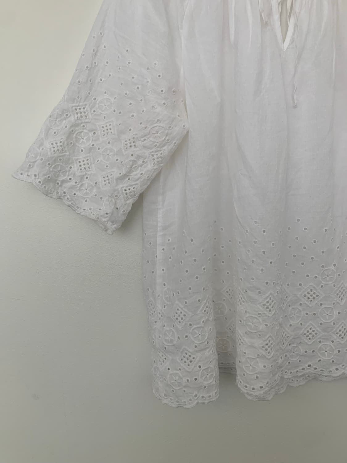 punching lace blouse 상품이미지4