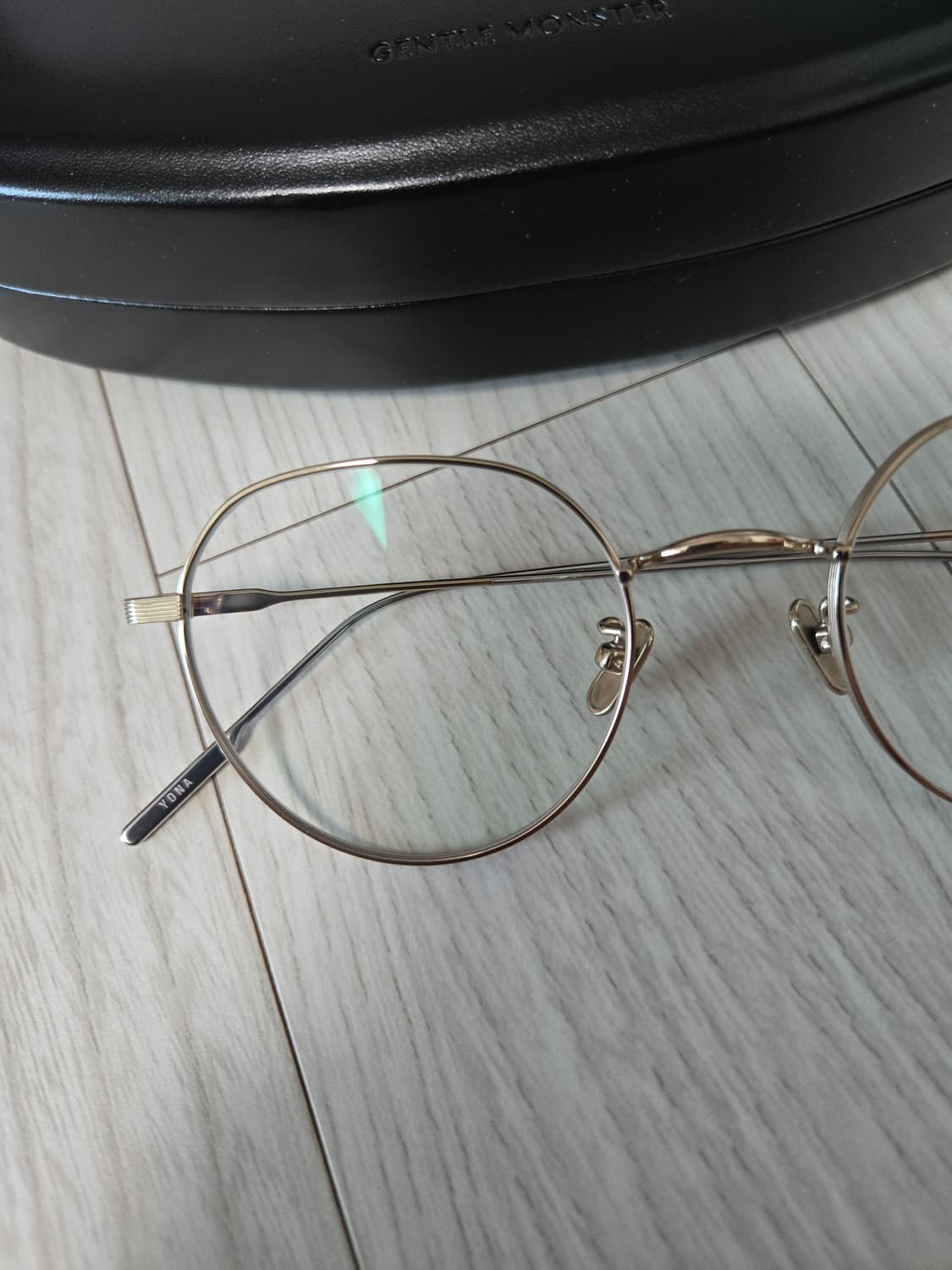 젠틀몬스터 요나 031 안경 상품이미지3