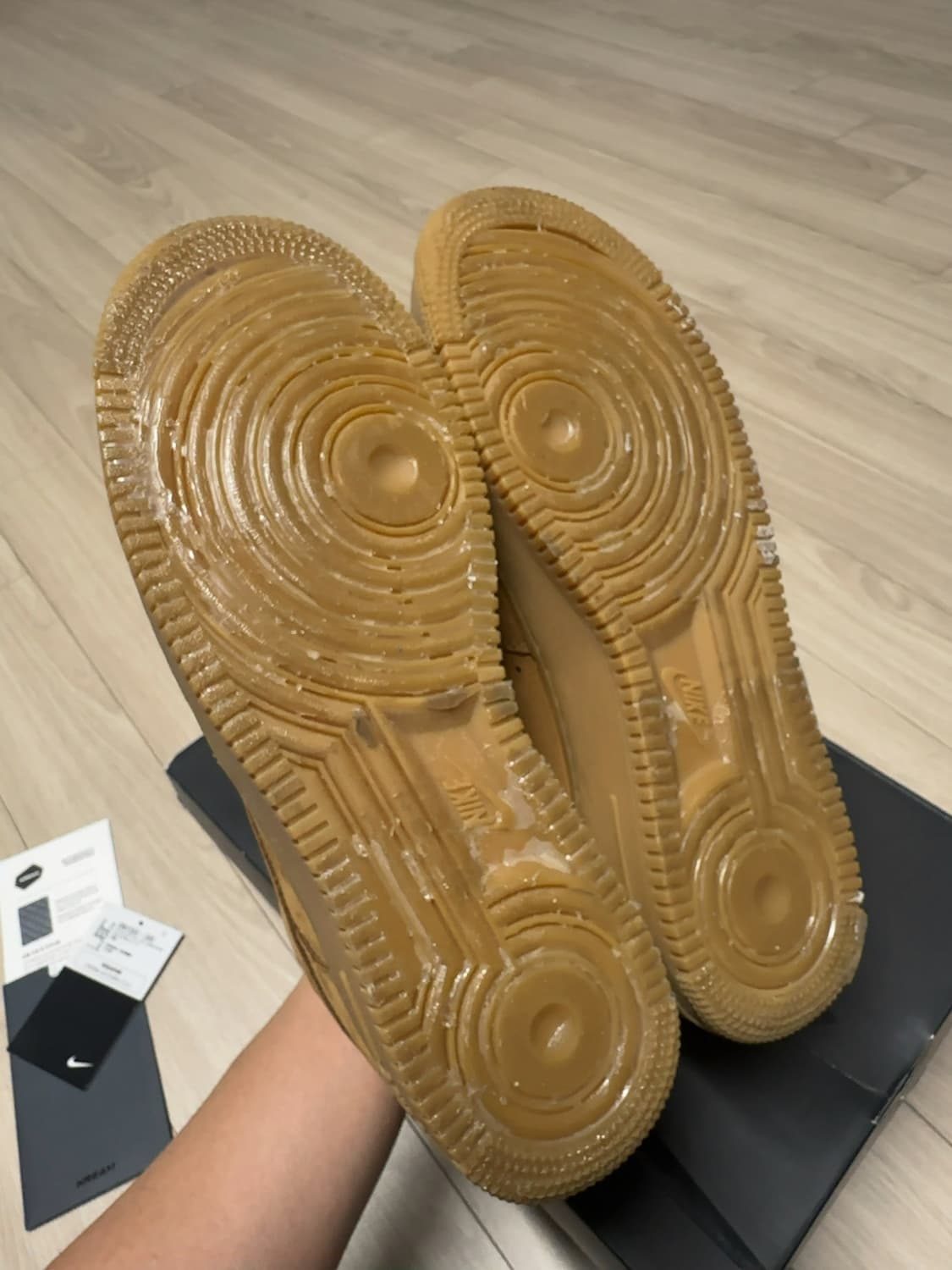 나이키 슈프림 에어포스 된장 275 상품이미지6