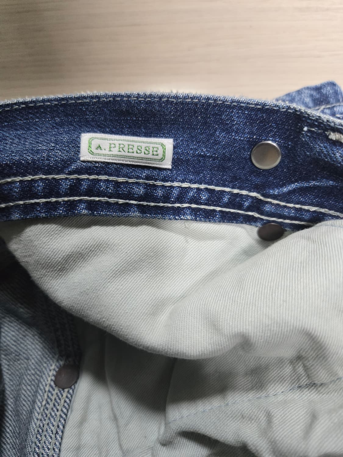 아프레쎄 26SS 빈티지 데님 로거팬츠 1사이즈 새상품 판매합니다 상품이미지6