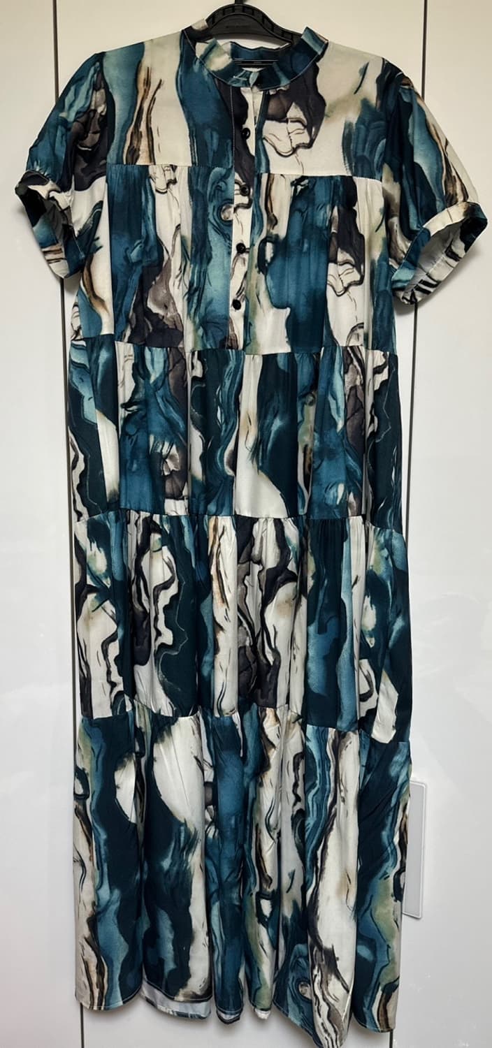 패턴 반팔 롱 원피스 상품이미지1