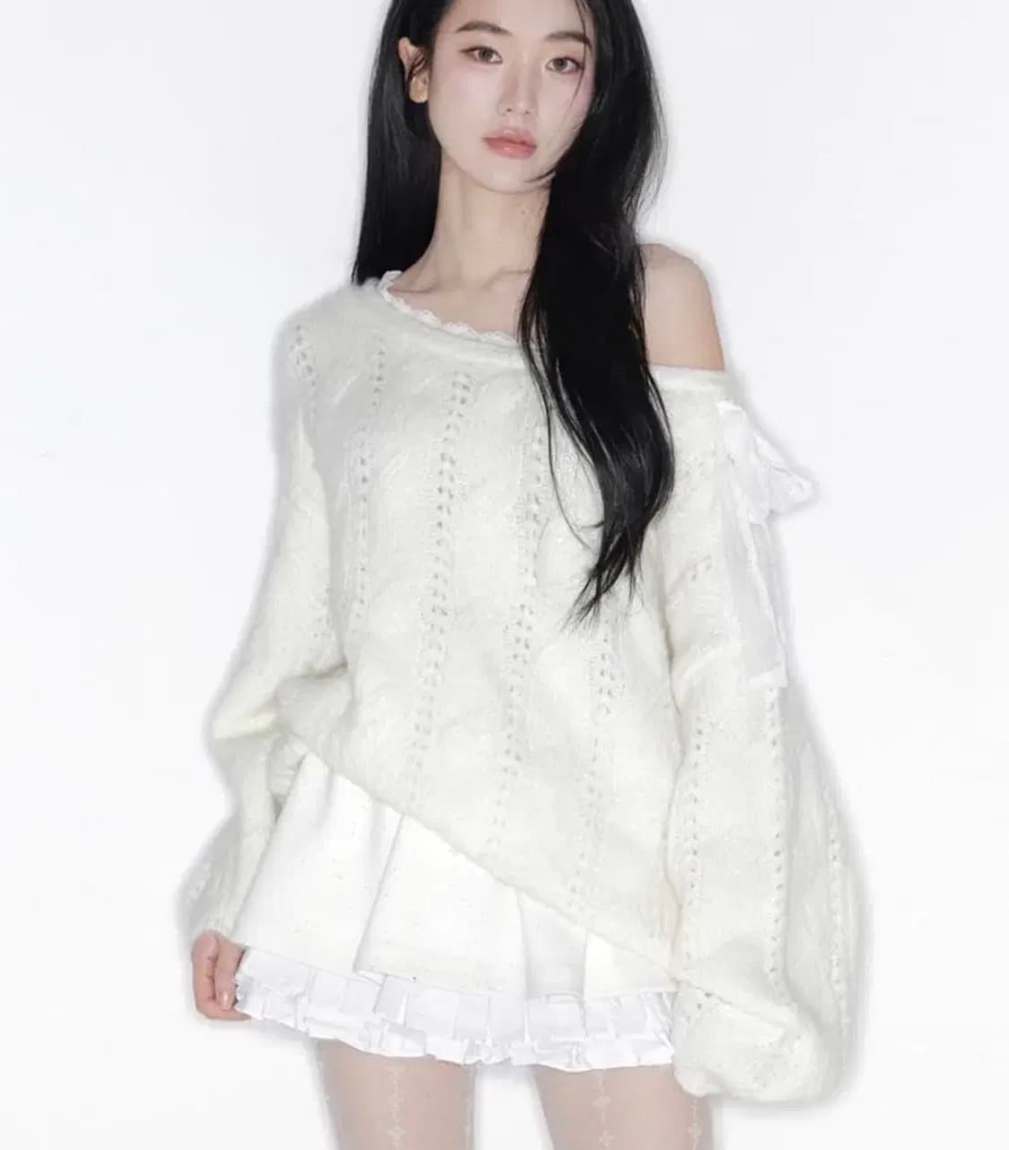 더티스 소프트 베일 오프숄더 니트 상품이미지1