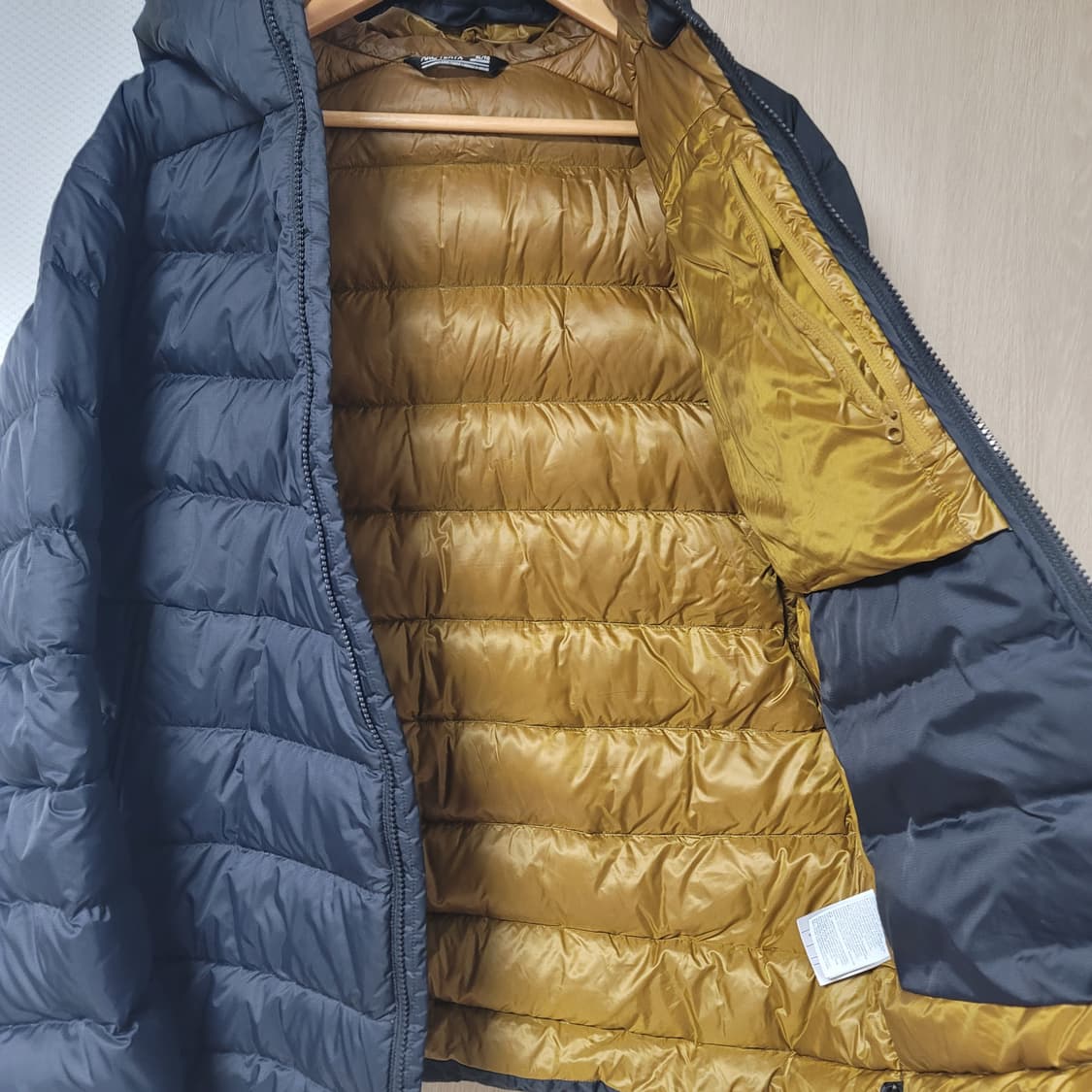 [XL] 아크테릭스 토륨AR 후디 24K골드 패딩 상품이미지5