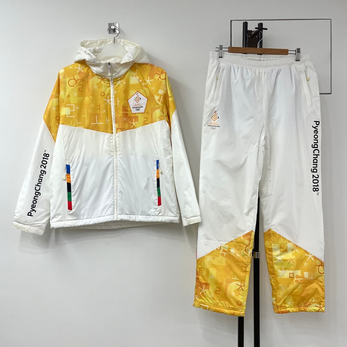 (세트가격) 노스페이스 2018 평창 동계 올림픽 성화봉송 스키복 세트 상품이미지2