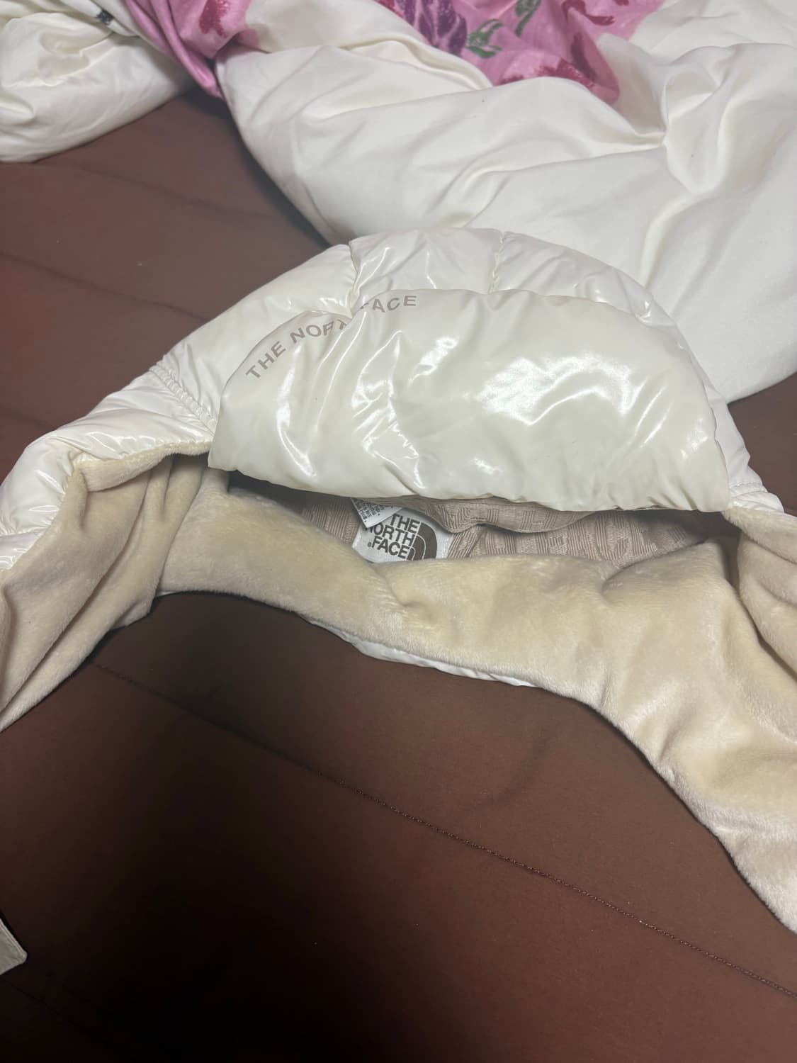 노스페이스 화이트 라벨 티볼 이어머프 캡 크림 상품이미지3