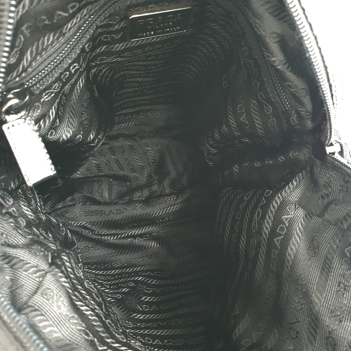 프라다 블랙 리나일론 메신저백 크로스백 숄더백 상품이미지10