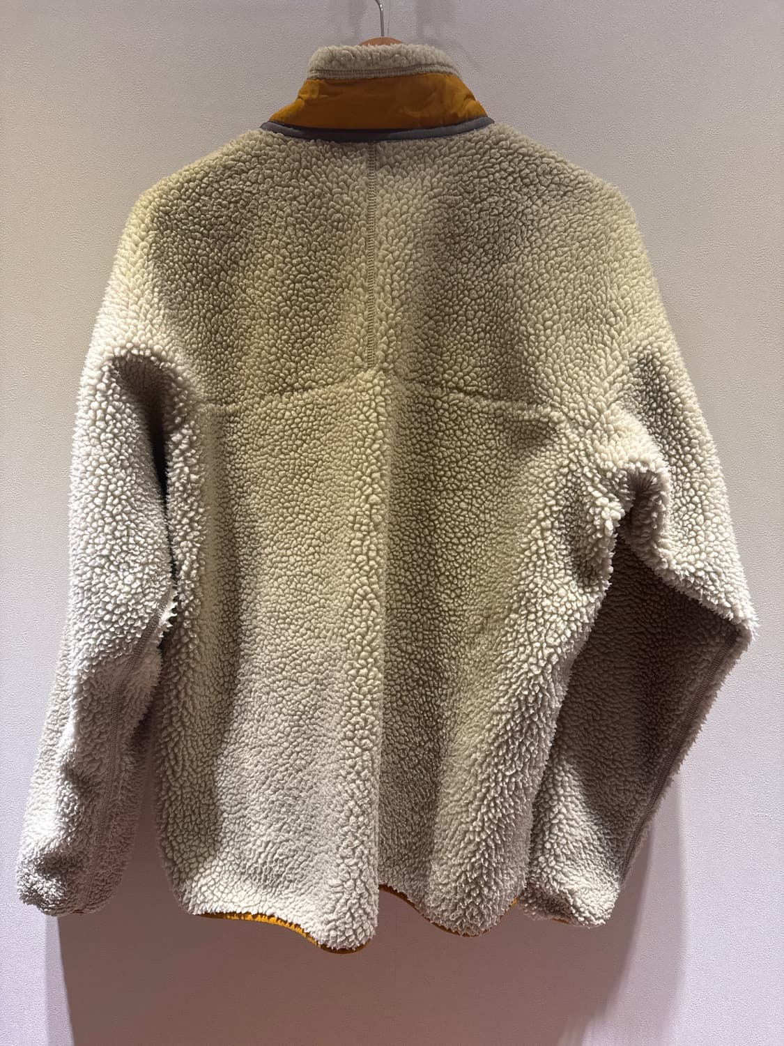 파타고니아 레트로 펠리컨 골드 상품이미지2