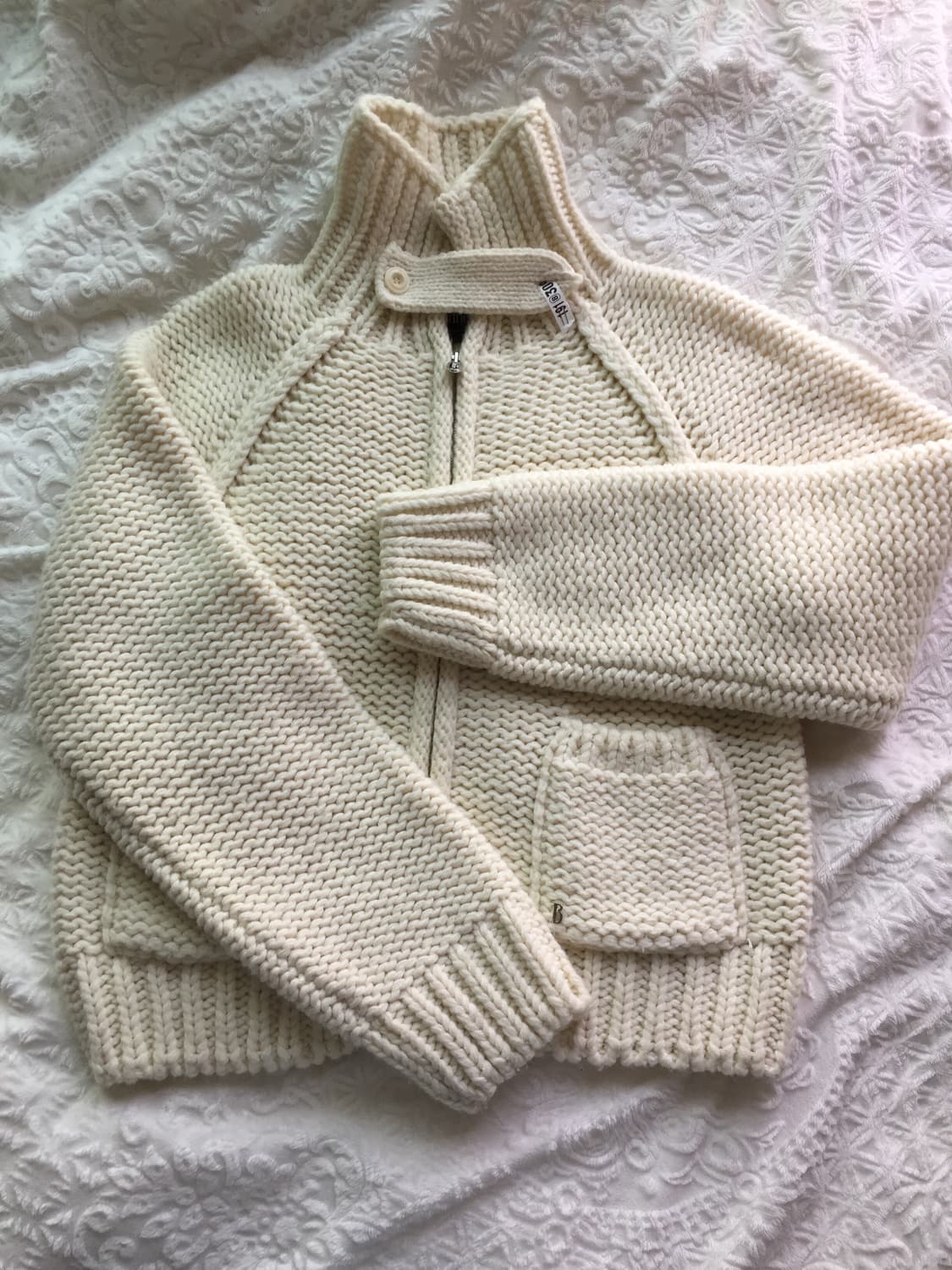 더바넷 니트집업Soap Zip-Up Knit 아이보리 상품이미지3