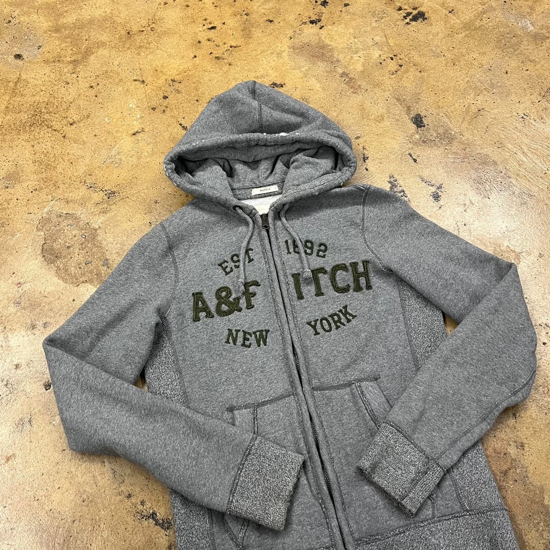 아베크롬비 그레이 카키 후드집업 상품이미지1