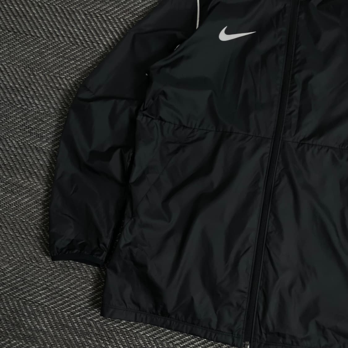 나이키 스우시로고 블랙 미니멀 바람막이y 2869 상품이미지4