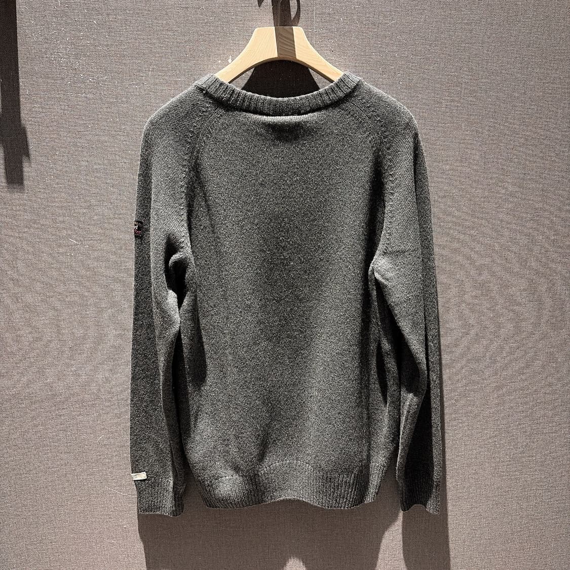 (정품/새상품) 폴앤샤크 남성 차콜 슬리브 와펜 캐시미어 니트 상품이미지4