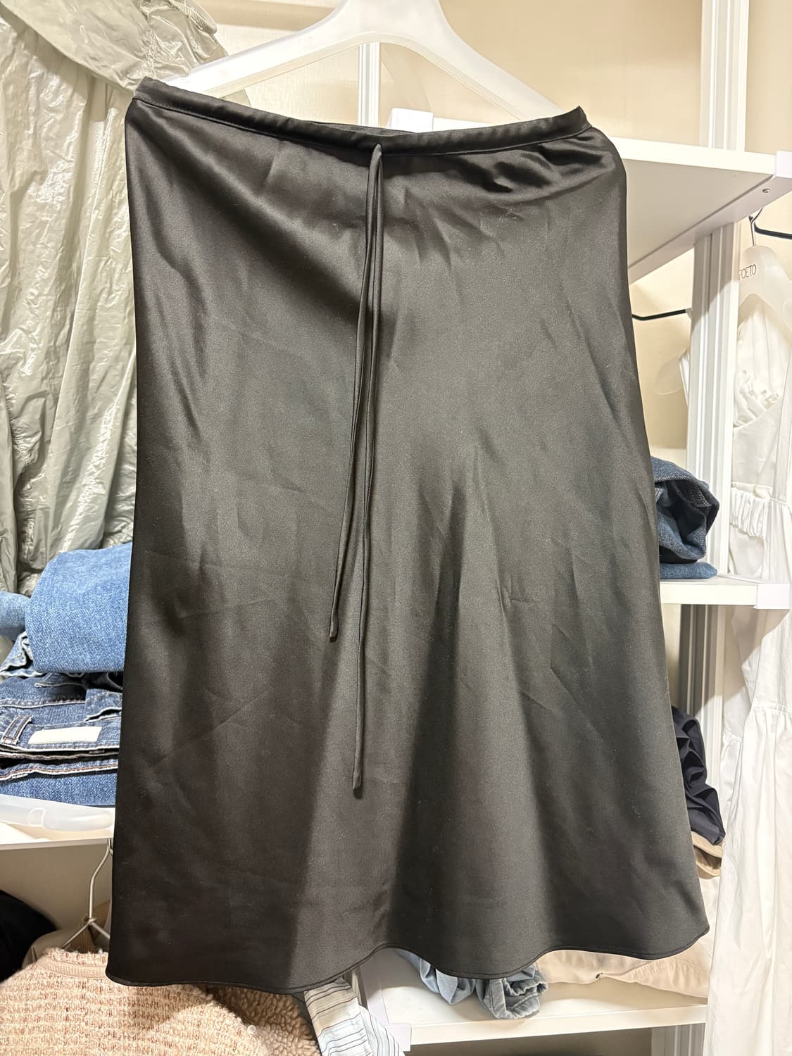 하베크 블랙 새틴스커트 새상품 상품이미지4