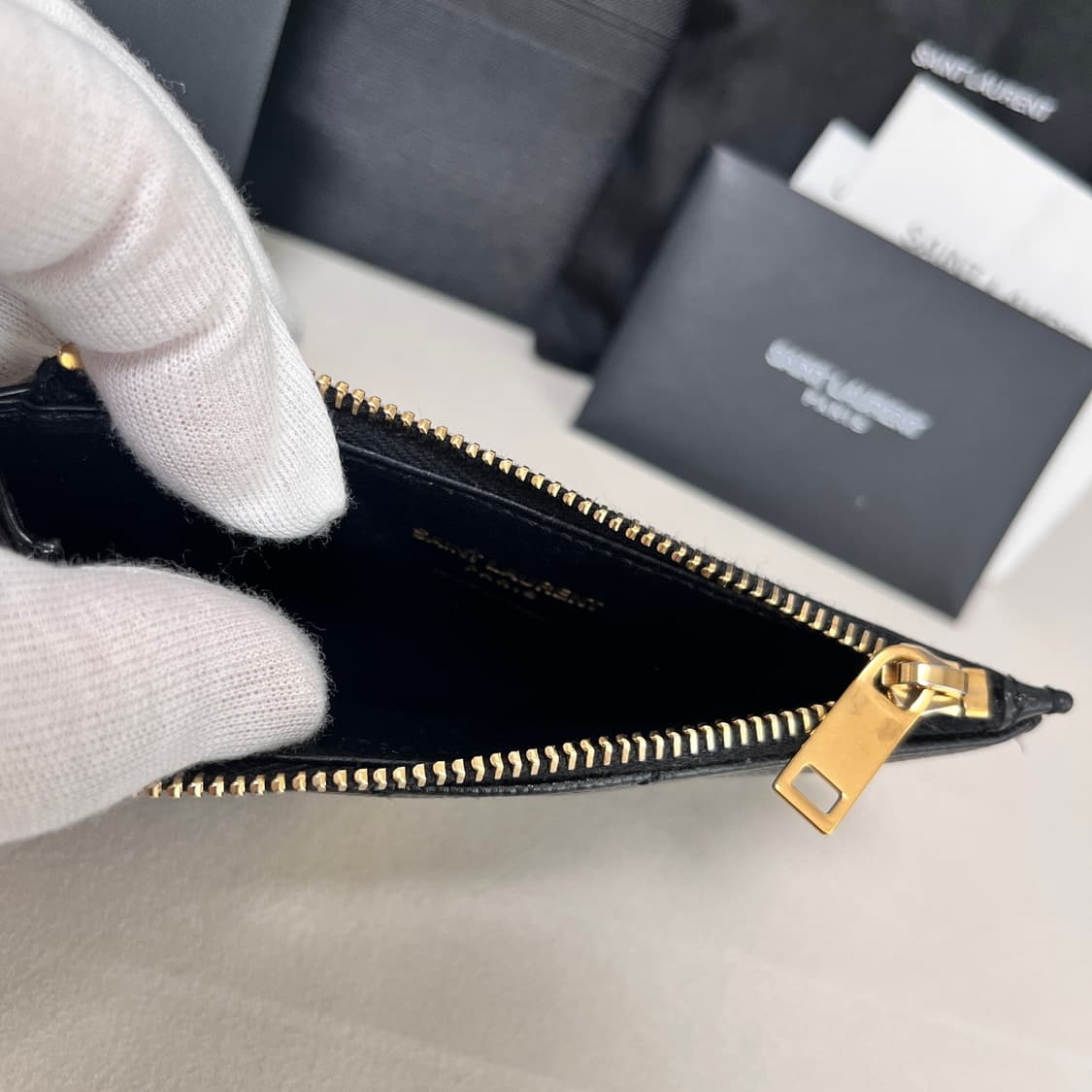 [S급/정품] 생로랑 지퍼 카드 지갑 홀더 케이스 블랙 금장 상품이미지5
