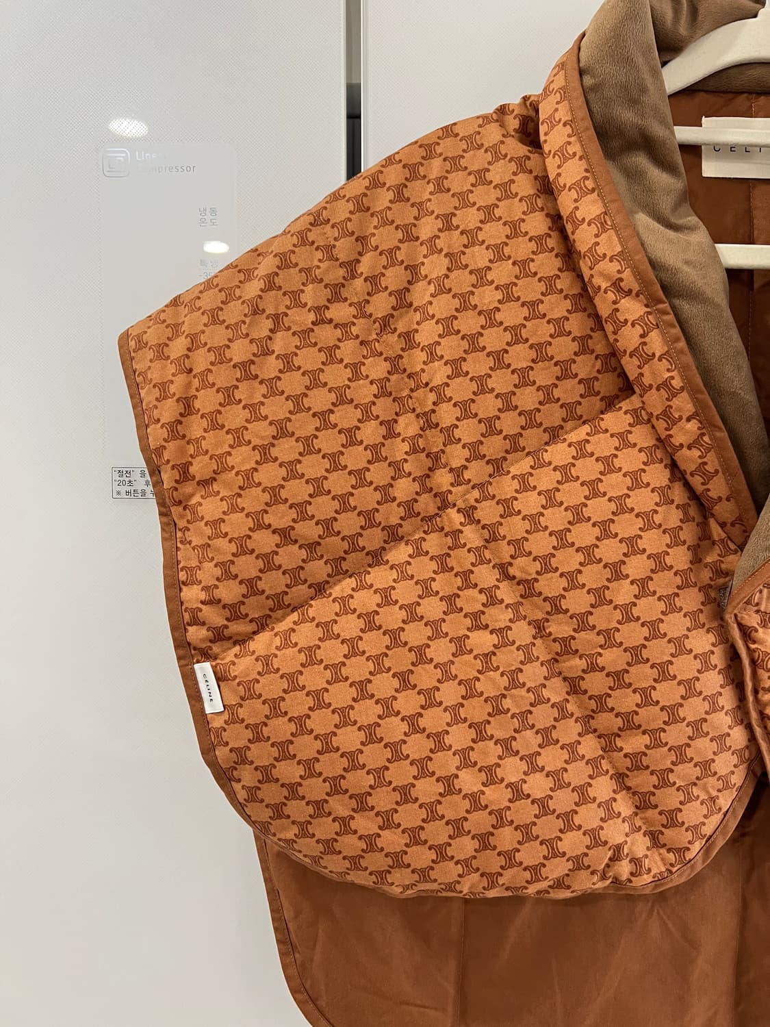 셀린느 숏패딩 상품이미지2