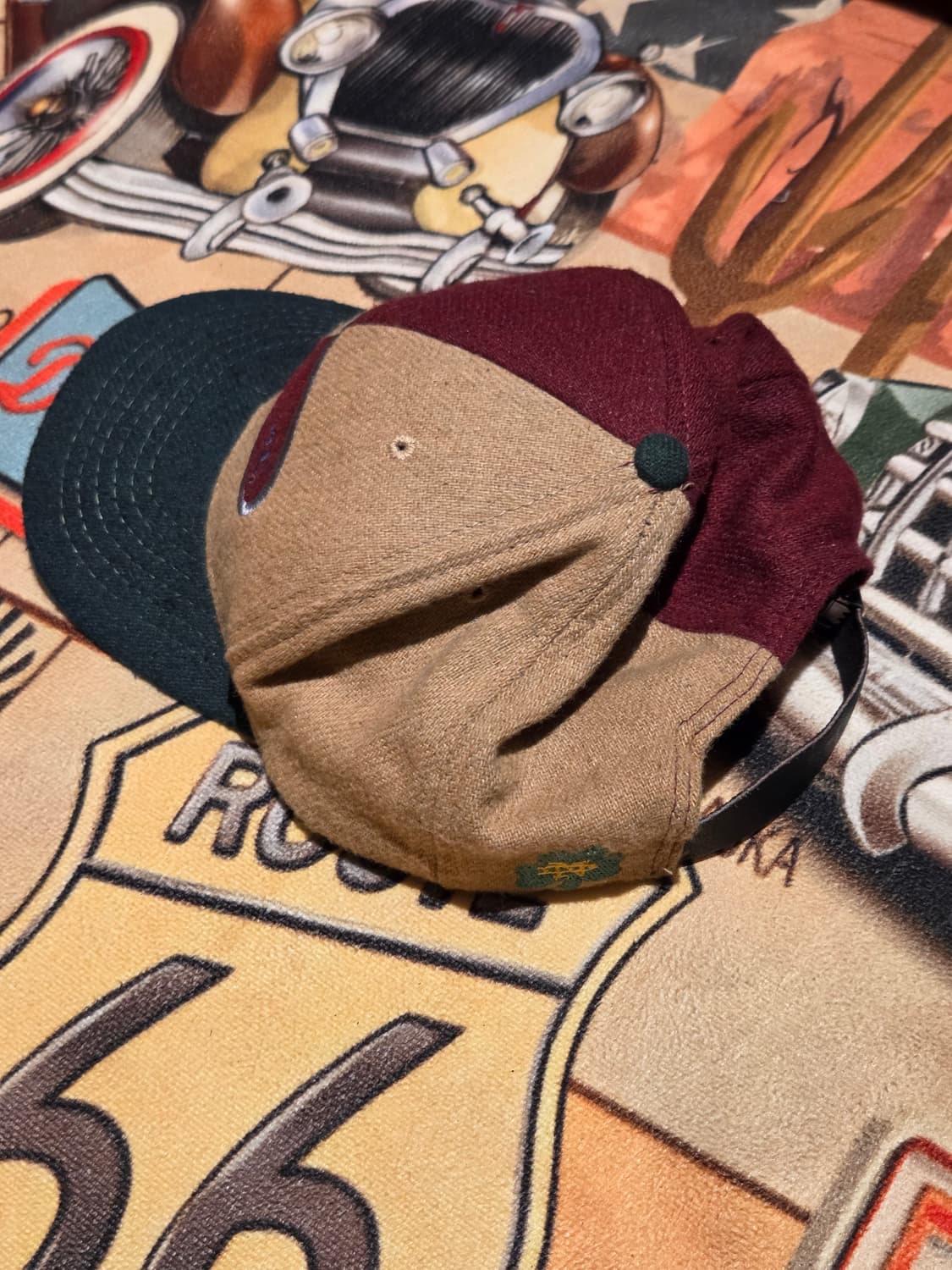 90's 아메리칸 니들제 노트르담 투톤 스트랩백 상품이미지3