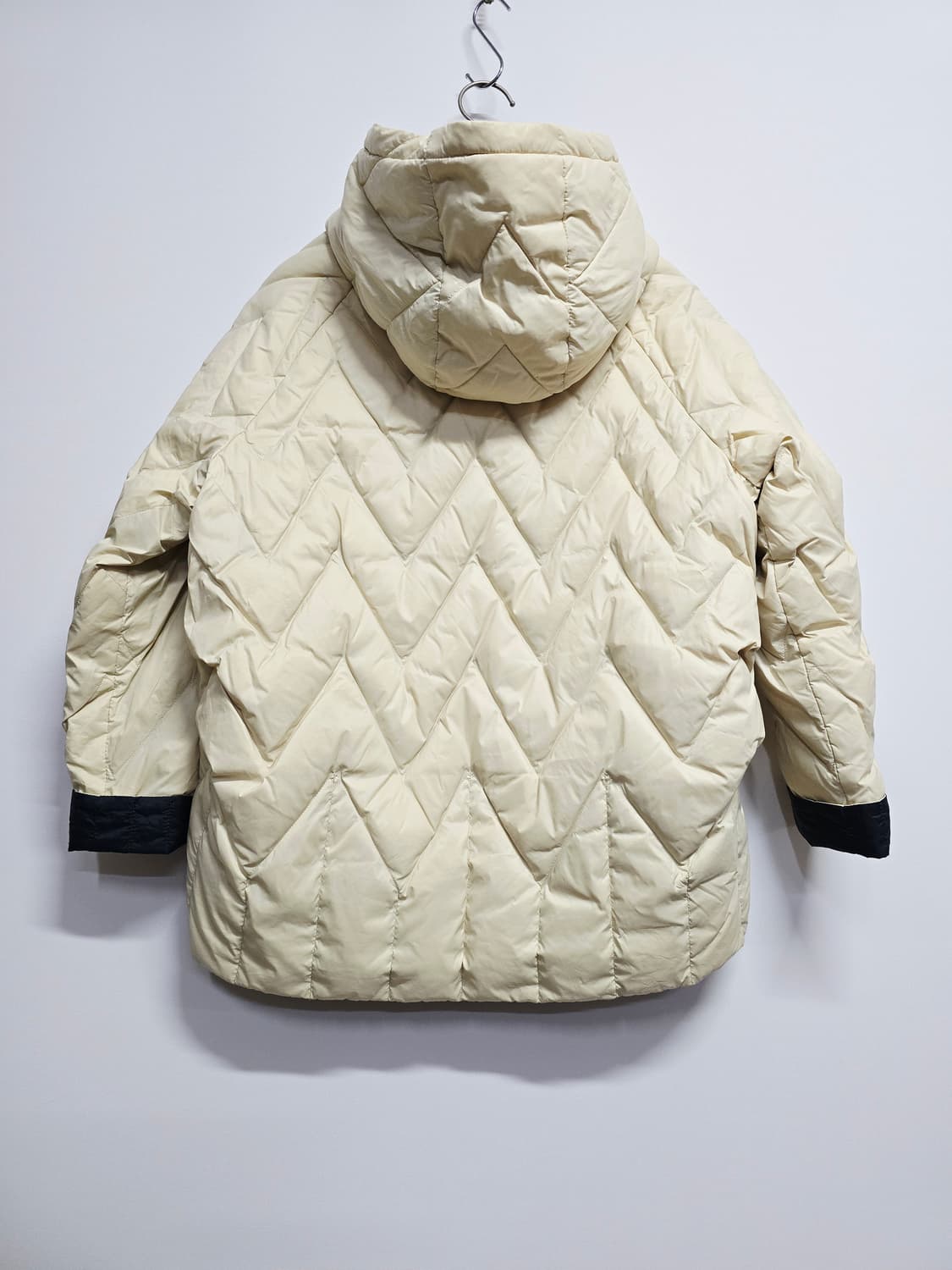 렙쇼메이 아이보리 퀄팅 후드 다운패딩 점퍼 상품이미지4