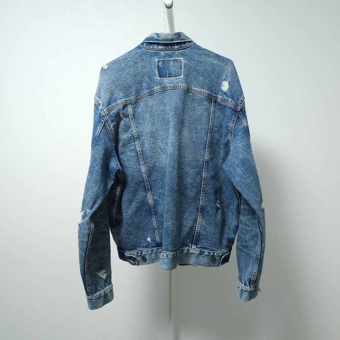 아메리칸 이글 데미지 워싱 청자켓 L아메리칸 이글 데미지 워싱 청자켓 L 상품이미지2