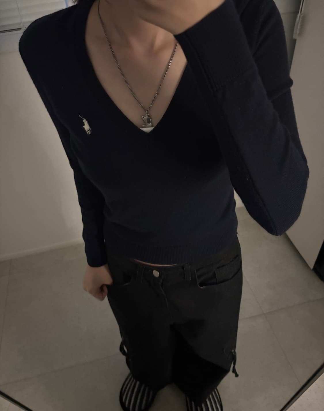 폴로 네이비 딱붙 니트 상품이미지1