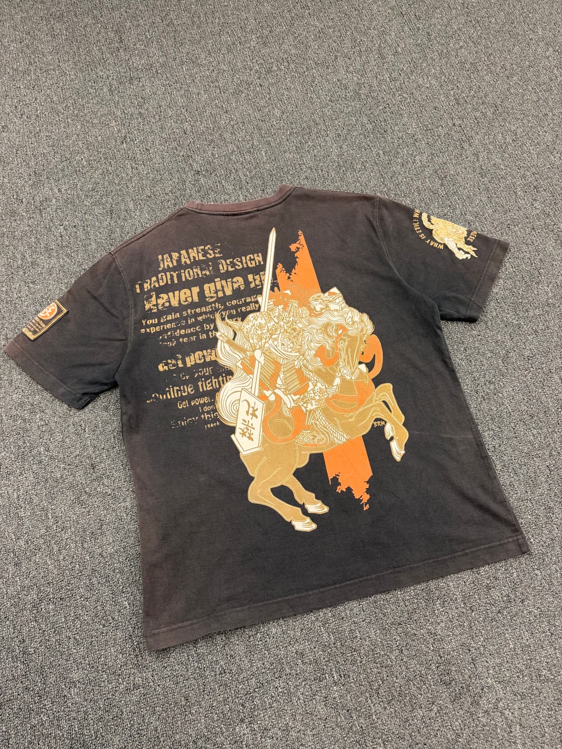 OS) 카라쿠리 타마시 빈티지 오리엔탈 프린팅 반팔 티셔츠 상품이미지4