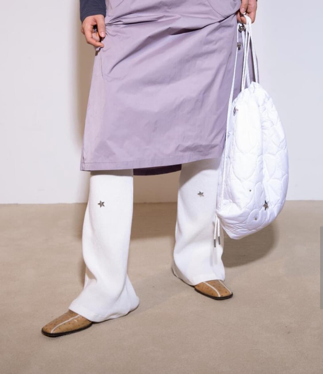 온스카 Star stud waffle leggings 아일릿 이로하 착용 상품이미지9