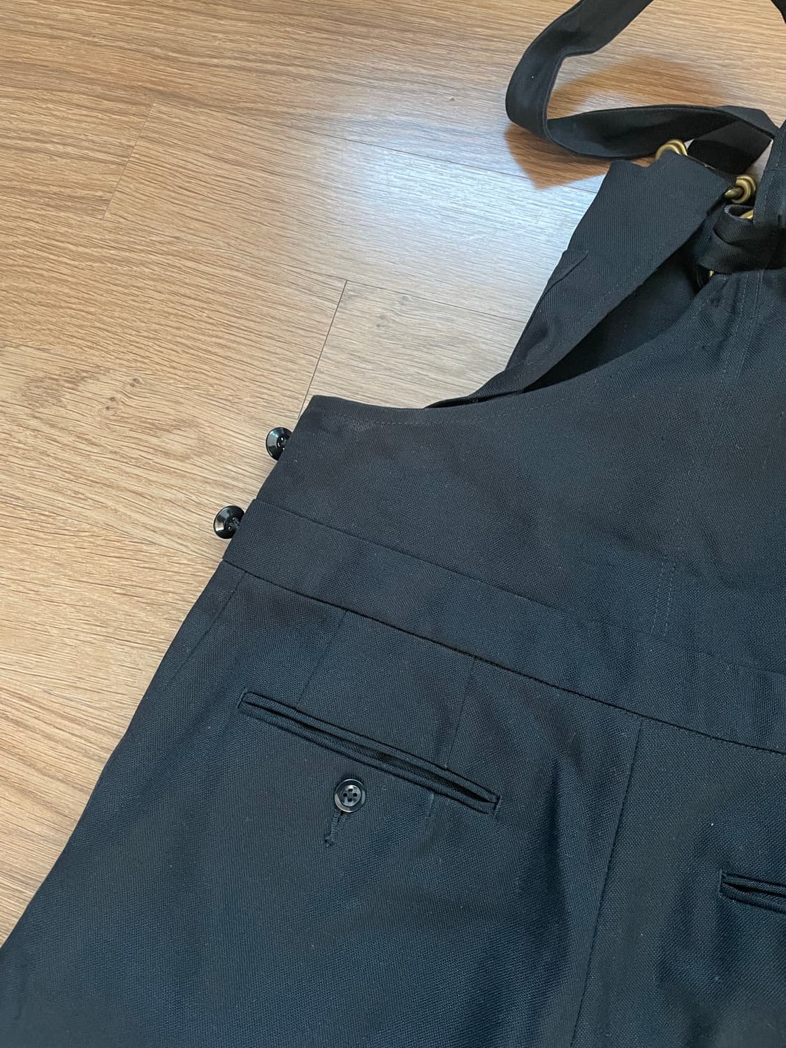 NEAT 니트 서울 도쿄 커버올 홉색 블랙 상품이미지5